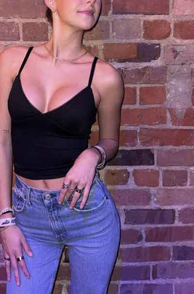 Julia, 29 Jahre